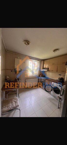Titan Apartament de vanzare cu 2 camere, zona Titan - Metrou 1 Decembrie 1918