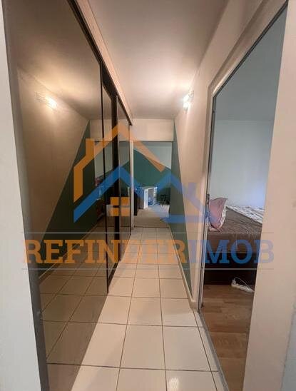 Titan Apartament de vanzare cu 2 camere, zona Titan - Metrou 1 Decembrie 1918